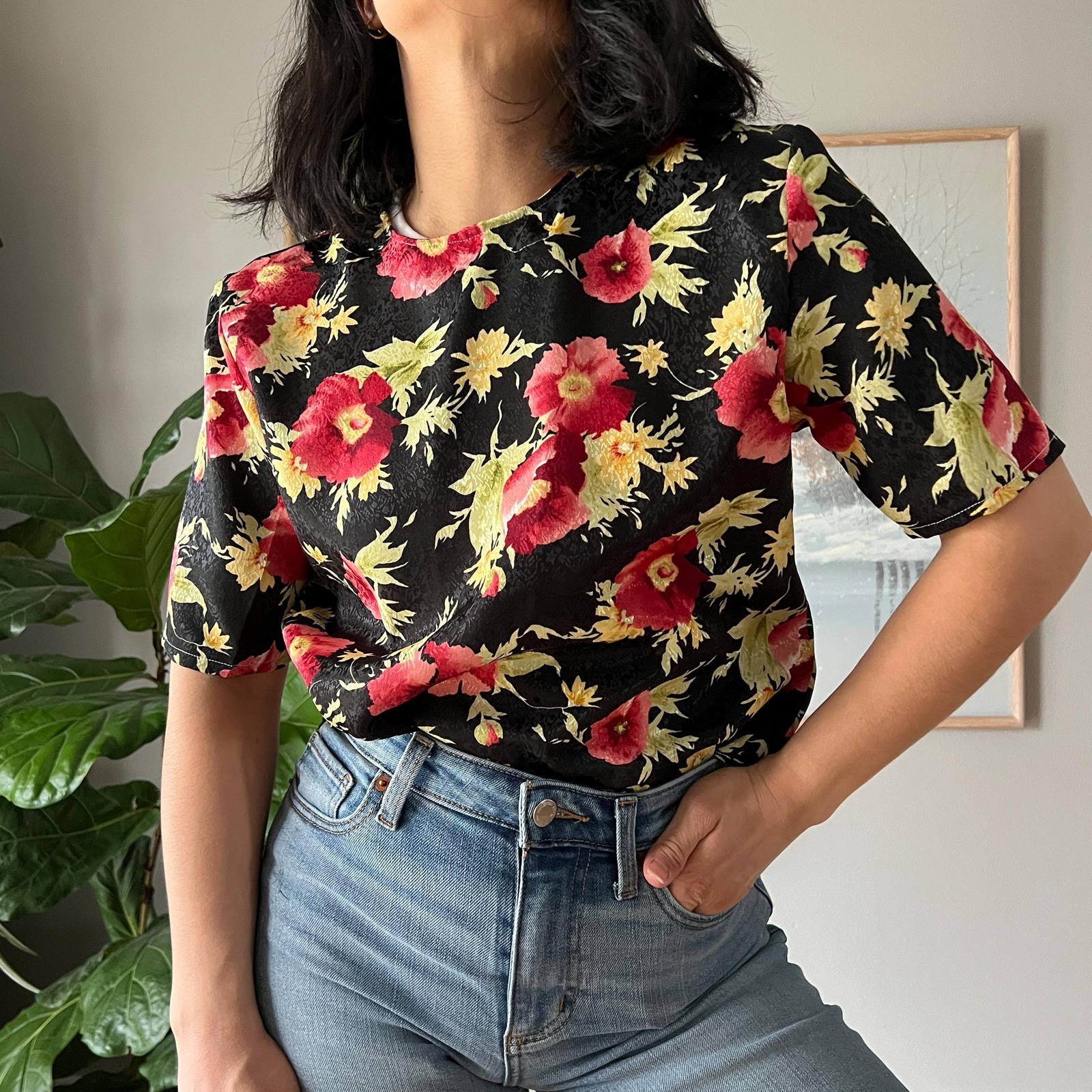 Vintage Floral Blouse Black Red 90s Minimalist Top Short Sleeve Retro